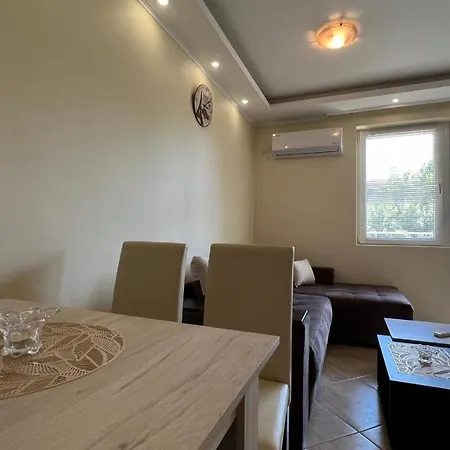 Bratanov Lifestyle Vi Sunny Beach